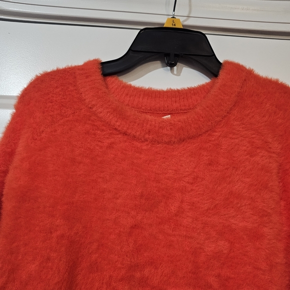 Aerie Furry Crew Sweater Size XS - Picture 6 of 10